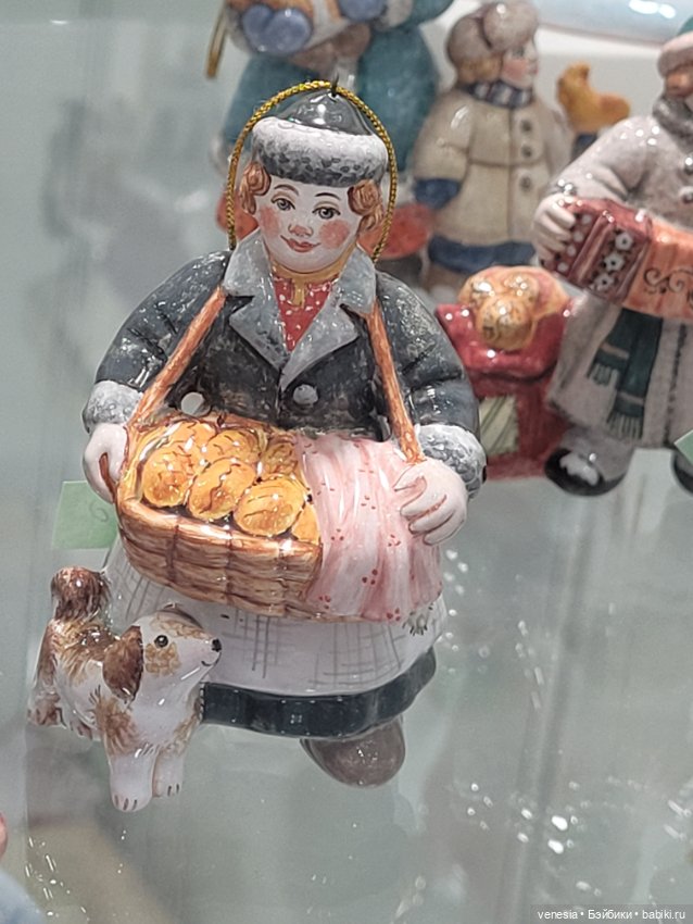 Куклы с "Ладьи" крупный план