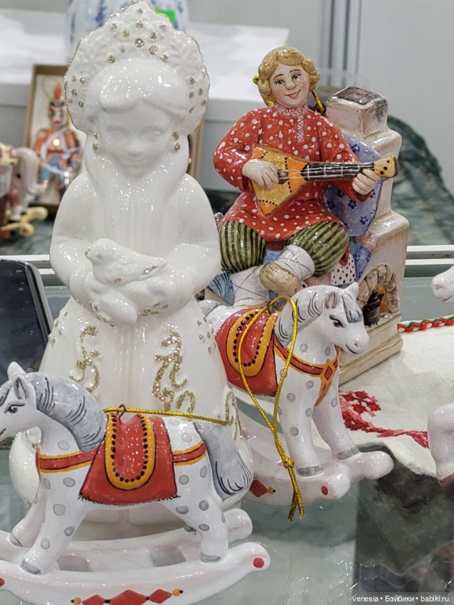 Куклы с "Ладьи" крупный план