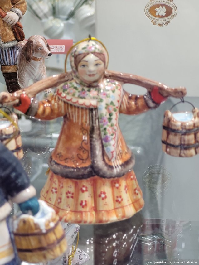 Куклы с "Ладьи" крупный план