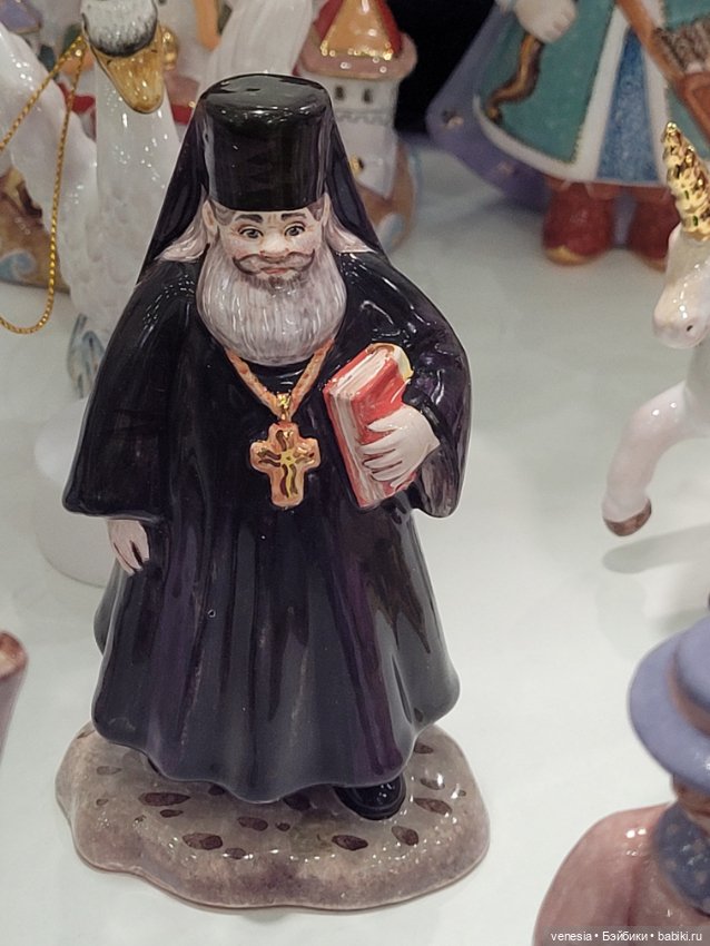 Куклы с "Ладьи" крупный план