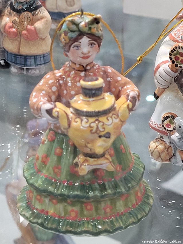 Куклы с "Ладьи" крупный план