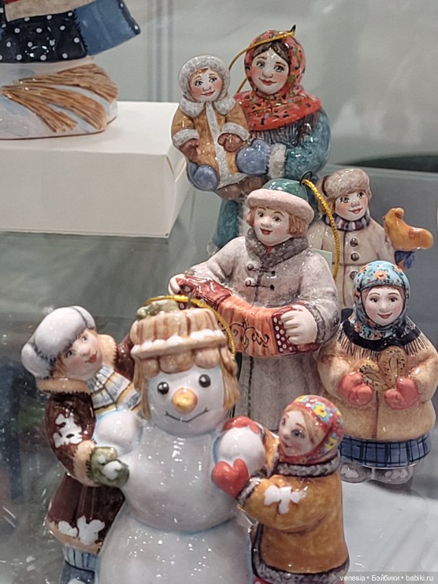 Куклы с "Ладьи" крупный план