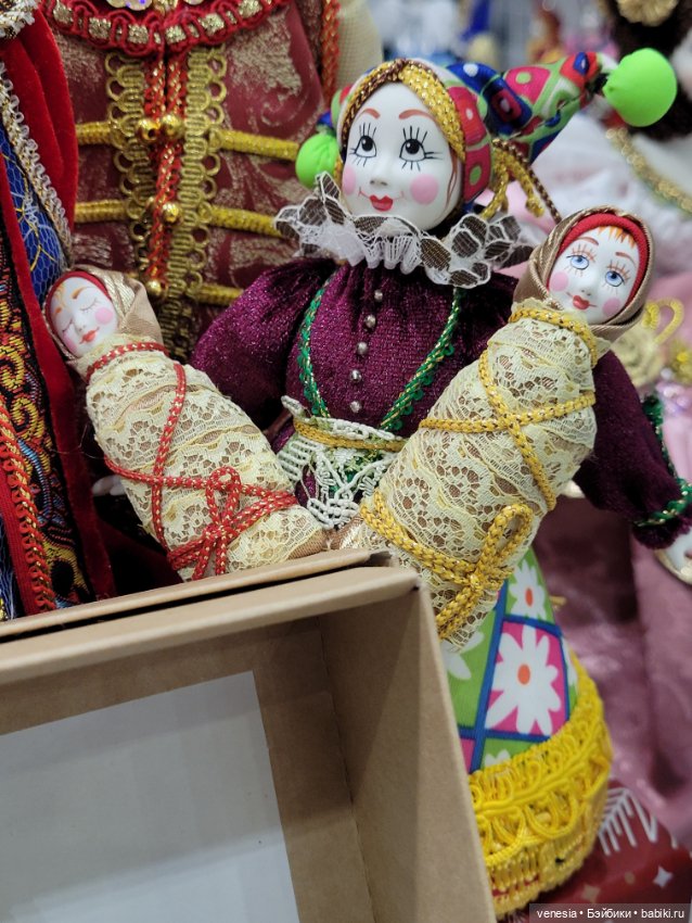 Куклы с "Ладьи" крупный план (фото 4)