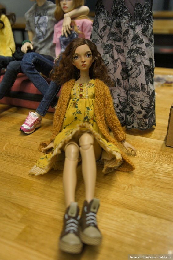 Новогодняя встреча хранителей авторских шарнирных кукол на Тишинке. 2025г