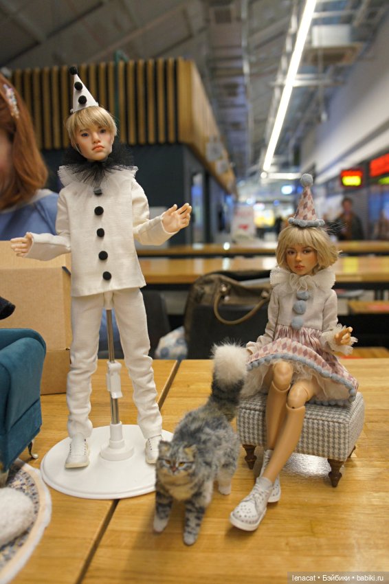 Новогодняя встреча хранителей авторских шарнирных кукол на Тишинке. 2025г