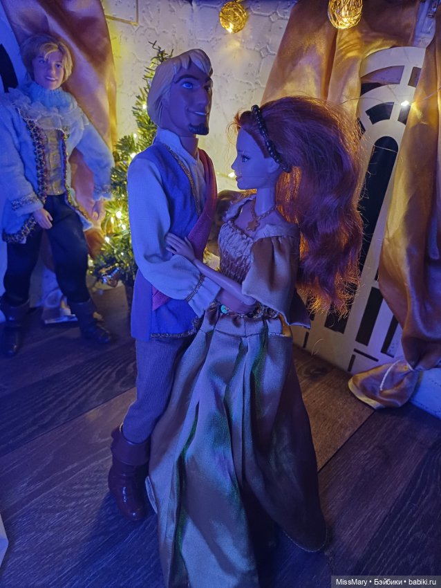 Новогодний бал — Куклы Barbie (Барби): Looks