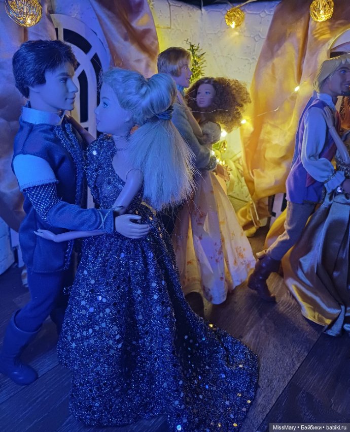 Новогодний бал — Куклы Barbie (Барби): Looks (фото 2)