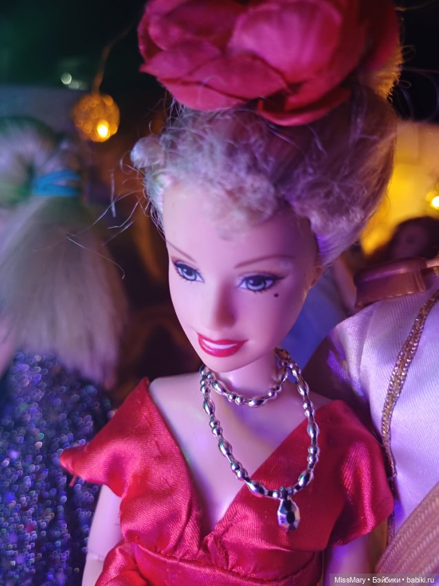 Новогодний бал — Куклы Barbie (Барби): Looks