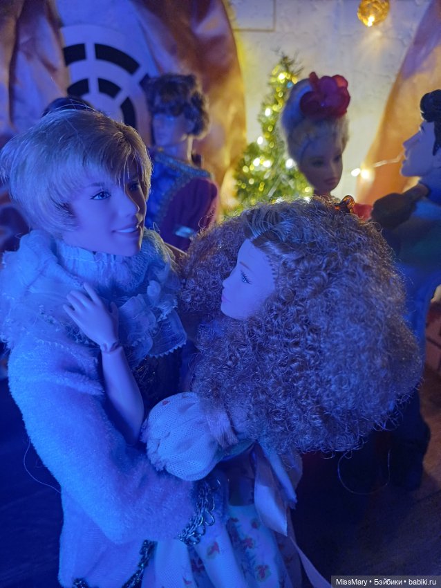 Новогодний бал — Куклы Barbie (Барби): Looks