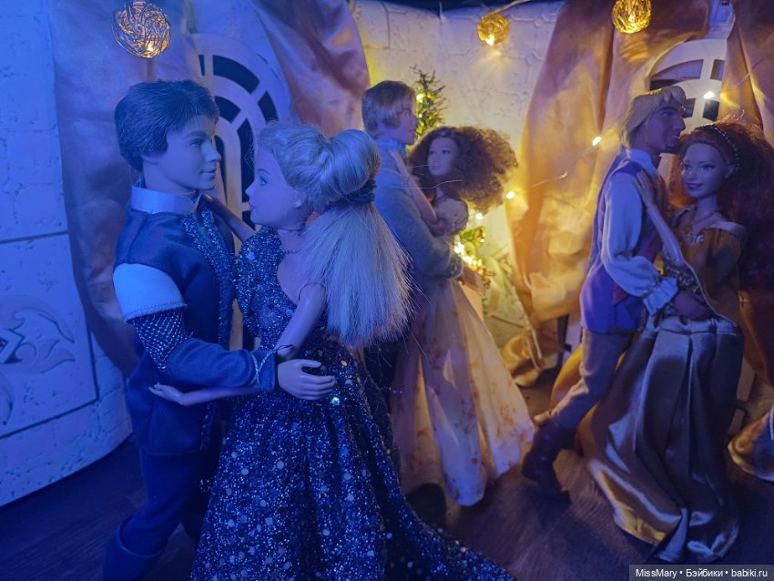 Новогодний бал — Куклы Barbie (Барби): Looks