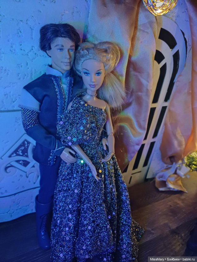 Новогодний бал — Куклы Barbie (Барби): Looks