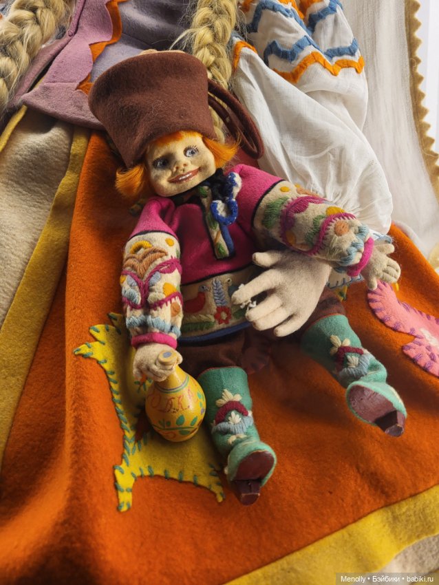 Августейшие. Куклы — Выставки кукол и мишек Тедди: фоторепортажи