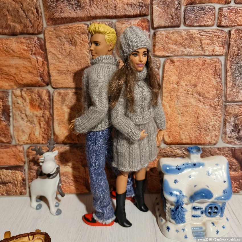 Уютный, теплый , зимний гардероб для кукол (фото 3)