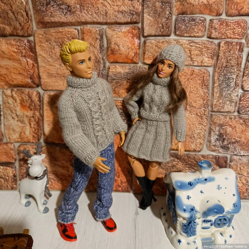 Уютный, теплый , зимний гардероб для кукол (фото 5)