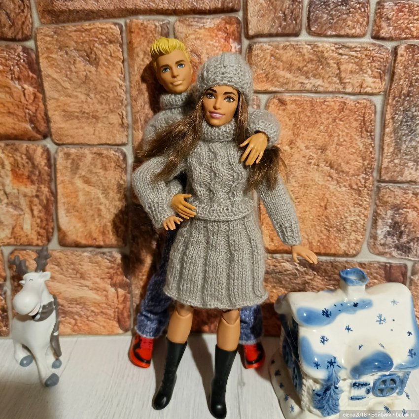 Уютный, теплый , зимний гардероб для кукол (фото 9)