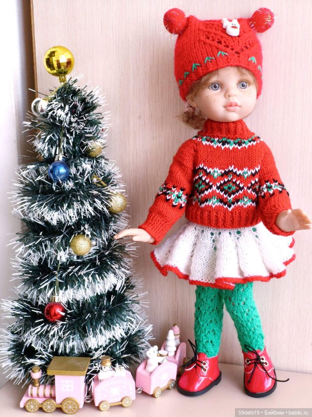 Ещё один рождественский костюм в этом уходящем году