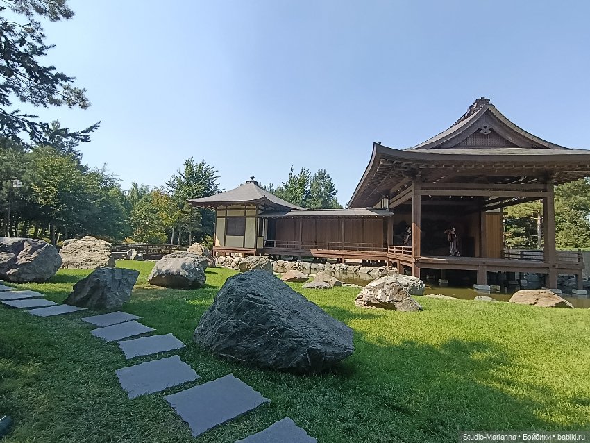 Катюшка в японском саду в Краснодаре