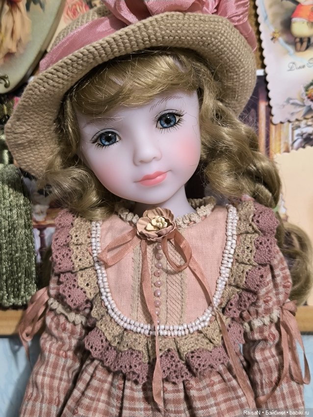 Ruby Red и платья — Куклы Ruby Red (Руби Ред) Fashion Friends: Siblies (фото 8)