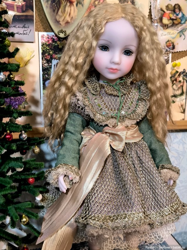 Ruby Red и платья — Куклы Ruby Red (Руби Ред) Fashion Friends: Siblies (фото 3)