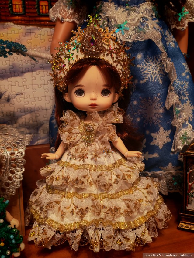 Про Нафочку. В новогодней инсталляции