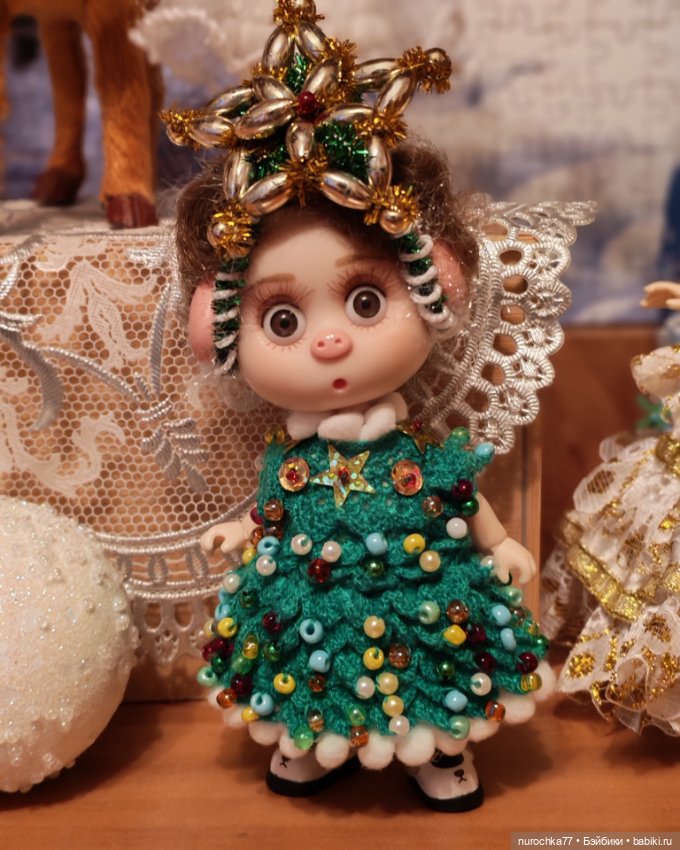 Про Нафочку. В новогодней инсталляции (фото 7)