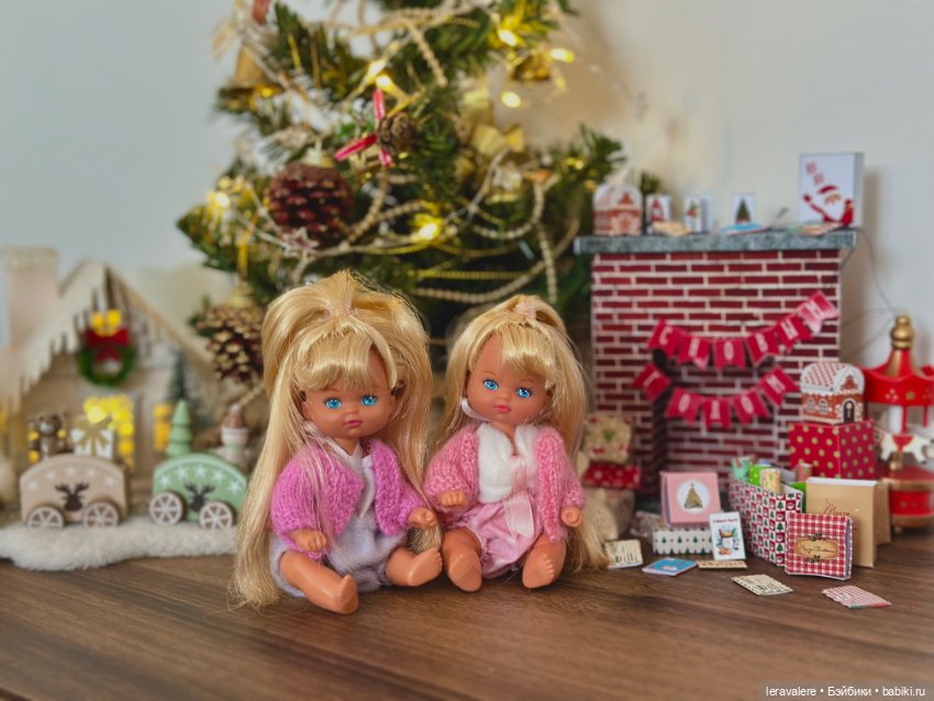 Новогоднее формата 1:12 — Коллекции игровых кукол (Playline): фото полок