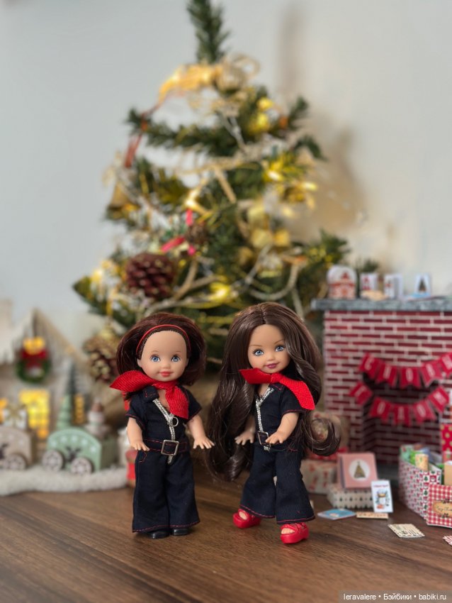 Новогоднее формата 1:12 — Коллекции игровых кукол (Playline): фото полок