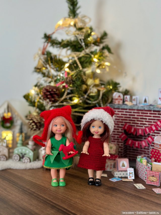 Новогоднее формата 1:12 — Коллекции игровых кукол (Playline): фото полок