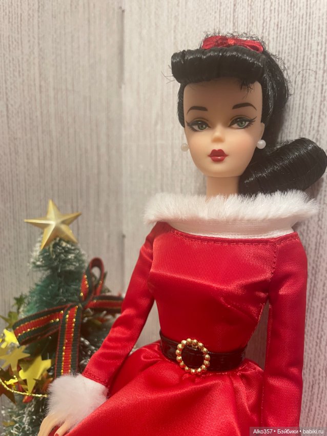 С наступающим 2026 — Куклы Barbie (Барби): Looks (фото 3)