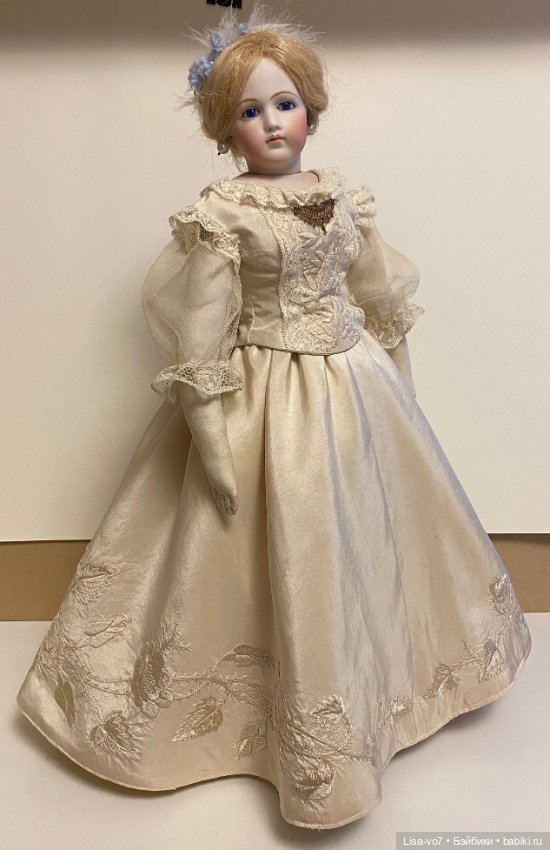 Бальное платье для Анечки