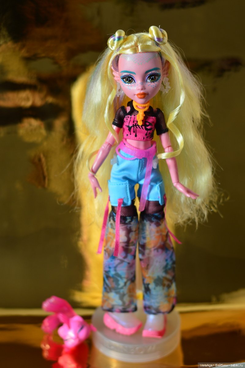 Первая Monster High: неожиданный новогодний подарок