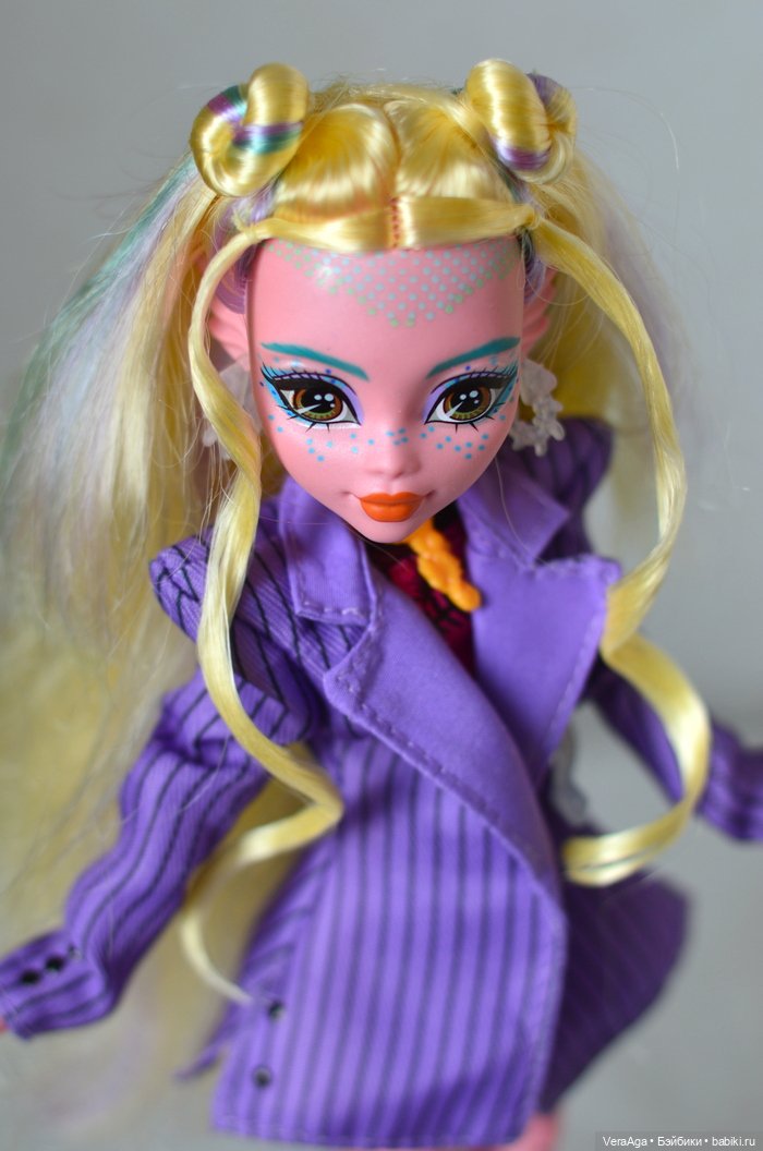 Первая Monster High: неожиданный новогодний подарок (фото 10)