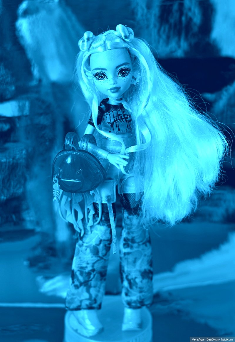 Первая Monster High: неожиданный новогодний подарок