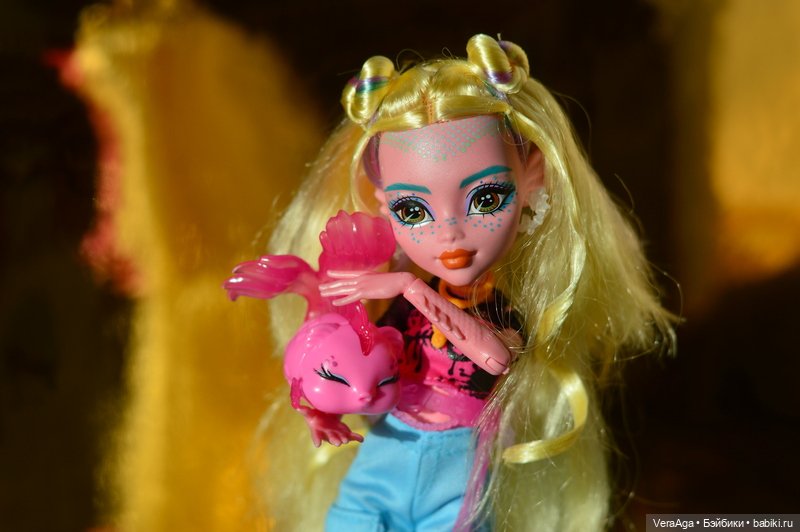 Первая Monster High: неожиданный новогодний подарок (фото 7)