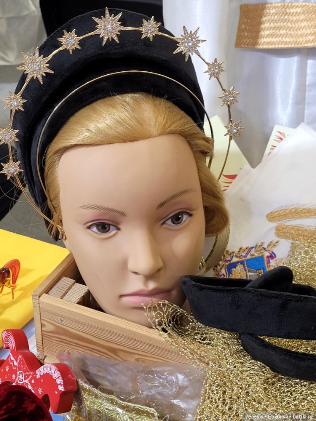 КУКЛЫ - крупный план с выставки "Ладья"