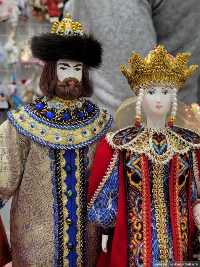 КУКЛЫ - крупный план с выставки "Ладья"