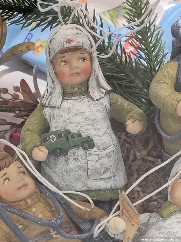 КУКЛЫ - крупный план с выставки "Ладья"