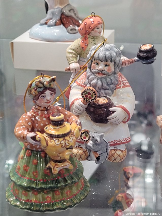 КУКЛЫ - крупный план с выставки "Ладья"