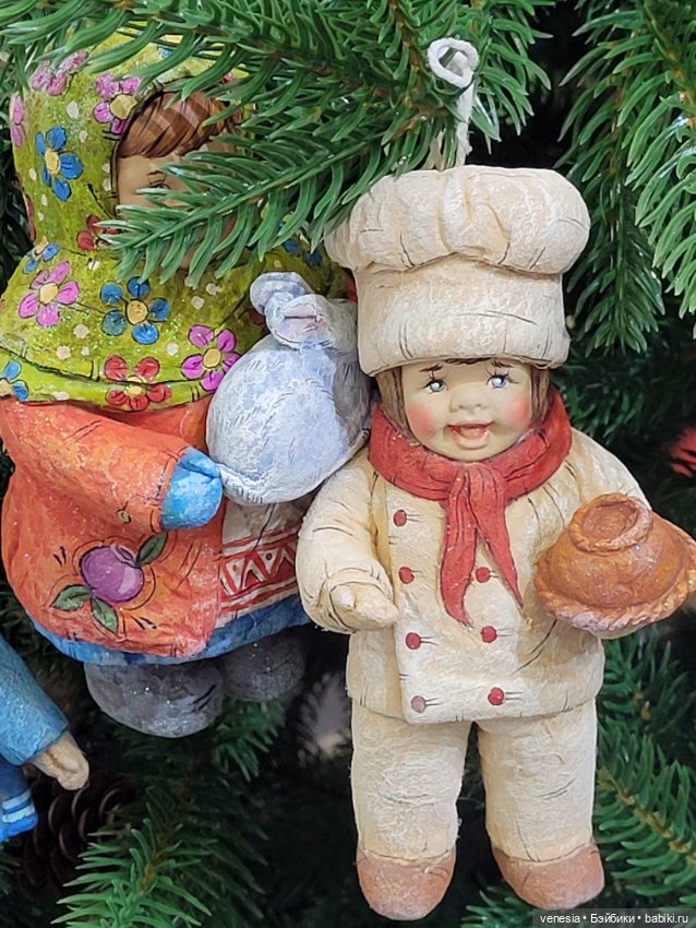 КУКЛЫ - крупный план с выставки "Ладья"