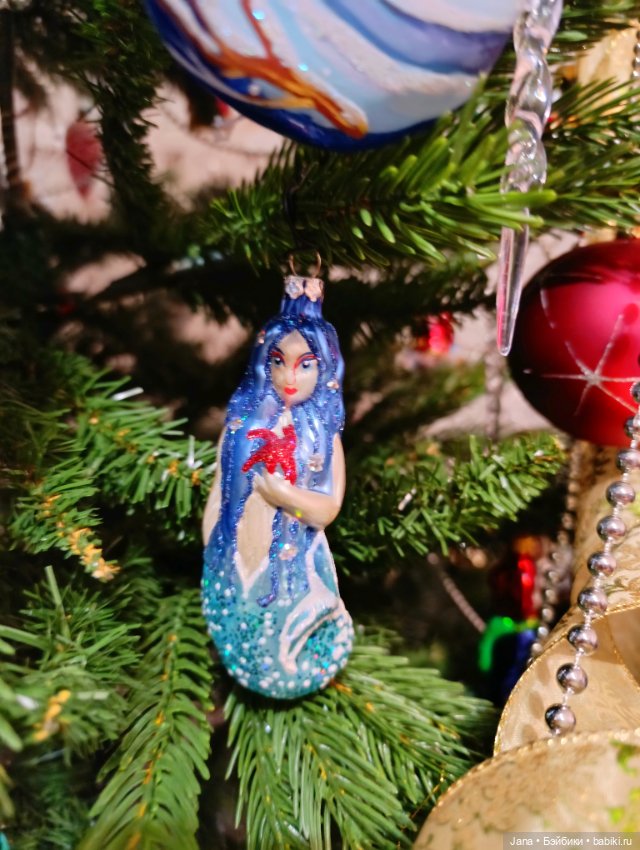 Пешком по Новогдней ёлке или С новым годом