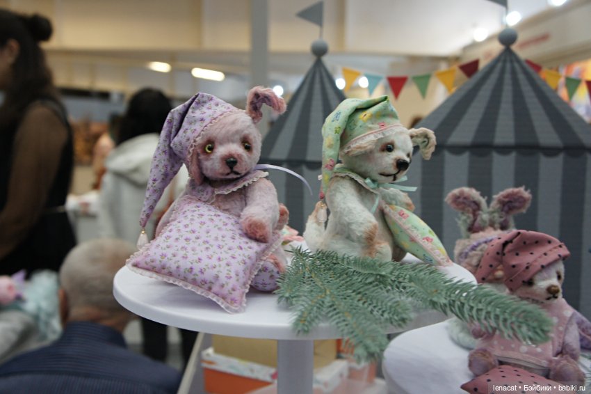 Новогодний бал кукол на Тишинке. Часть1