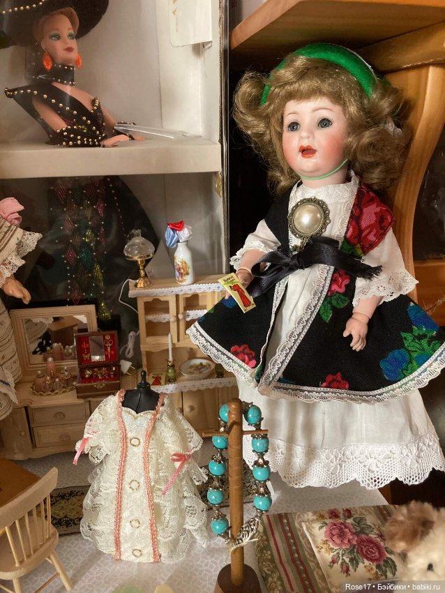 Еще немного антикварок из моей домашней коллекции кукол
