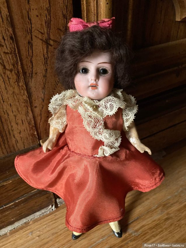 Еще немного антикварок из моей домашней коллекции кукол