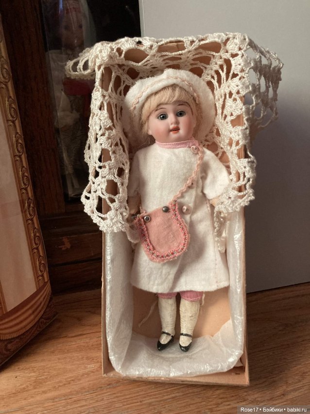 Еще немного антикварок из моей домашней коллекции кукол