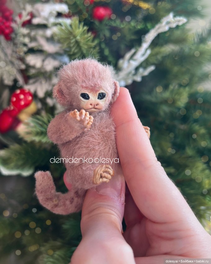 Миниатюрная обезьянка игрунка Гаврюша