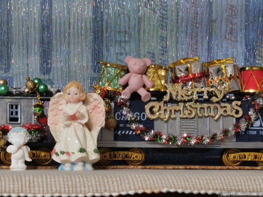 С наступающим рождеством — Новый год и Рождество: праздничные фото кукол (фото 10)