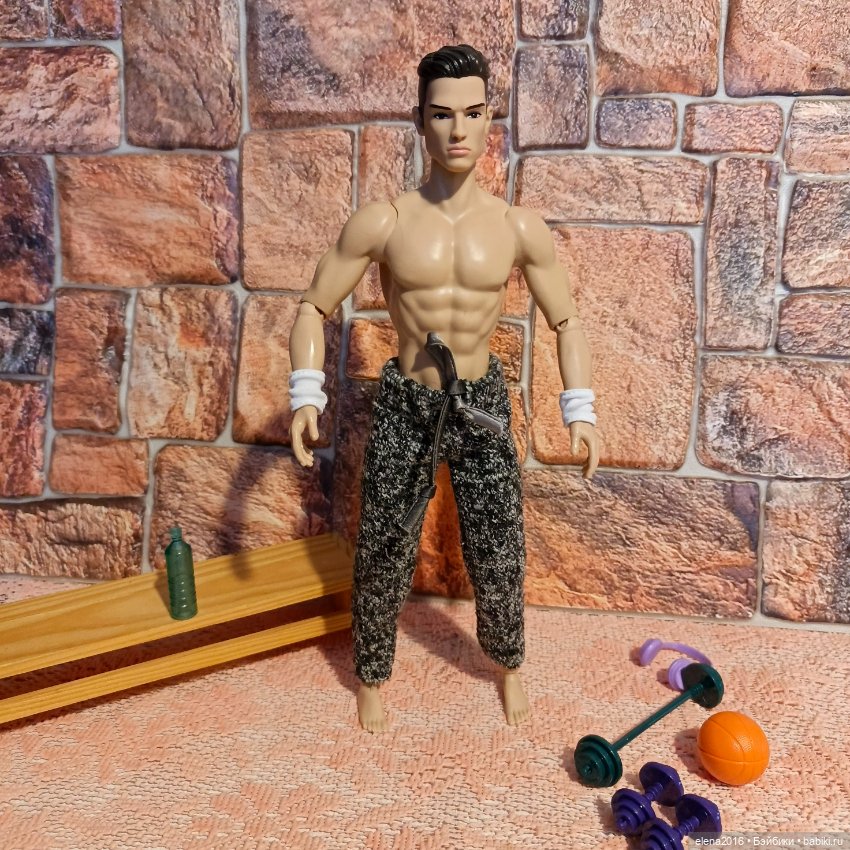 Инструктор по фитнесу — Интересные игрушки и фигурки (разное): редкие