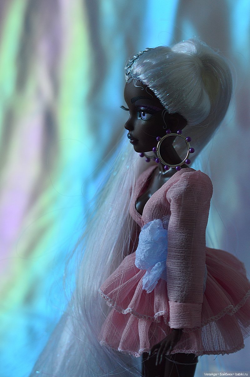 Mermaze Mermaidz: Русалка на теле Ксиан (фото 3)