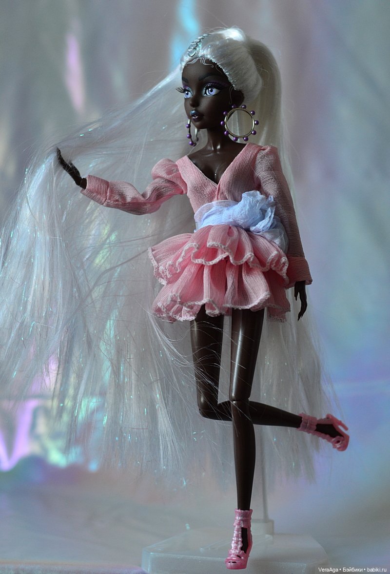 Mermaze Mermaidz: Русалка на теле Ксиан