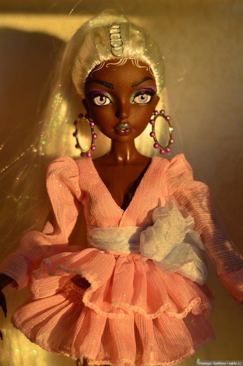 Mermaze Mermaidz: Русалка на теле Ксиан (фото 10)